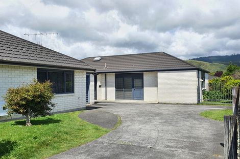 Photo of property in 60b Arawhata Road, Paraparaumu, 5032