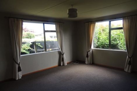 Photo of property in 74 Atherfold Crescent, Greenmeadows, Napier, 4112