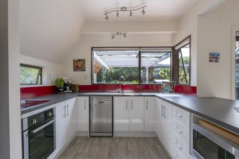 Photo of property in 2/12 Patmos Place, Mount Pleasant, Christchurch, 8081