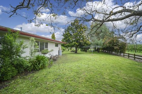 Photo of property in 72 Main Rd Clive, Clive, 4102