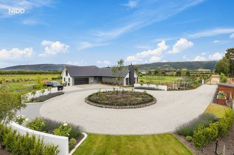 Photo of property in 347 Riccarton Road West, Mosgiel, 9092