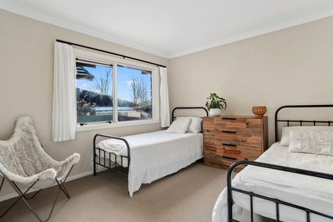 Photo of property in 2 Harbourside Way, Welcome Bay, Tauranga, 3112