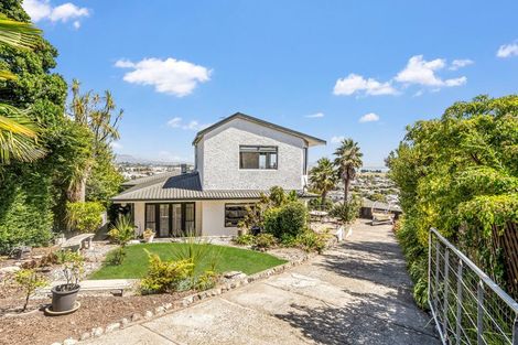 Photo of property in 51 Tosswill Road, Tahunanui, Nelson, 7011