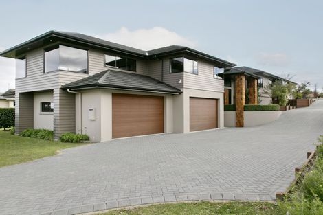 Photo of property in 7 Coprosma Crescent, Waipahihi, Taupo, 3330