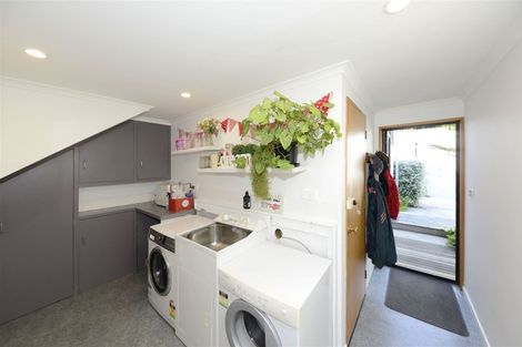 Photo of property in 5 Rhodesvale Terrace, Cashmere, Christchurch, 8022