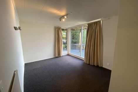 Photo of property in 7a Von Place, Fernhill, Queenstown, 9300