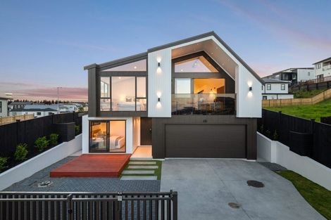 Photo of property in 44 Waitai Close, Long Bay, 0630