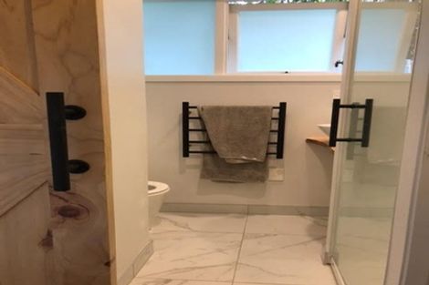 Photo of property in 2/9 Gazelle Avenue, Beach Haven, Auckland, 0626