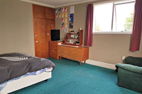 Photo of property in 18 Bridport Street, Kaitangata, 9210