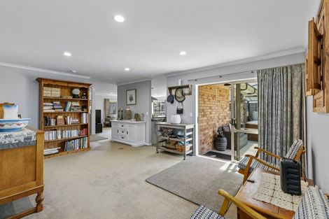 Photo of property in 103 Kirton Drive, Riverstone Terraces, Upper Hutt, 5018