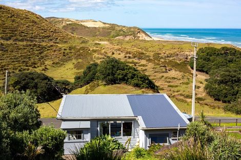 Photo of property in 616 Aranga Coast Road, Aranga, 0376