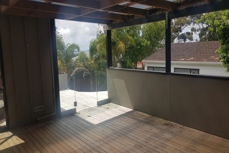 Photo of property in 53 West Harbour Drive, West Harbour, Auckland, 0618