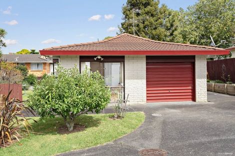 Photo of property in 2/54 Nikau Street, New Lynn, Auckland, 0600