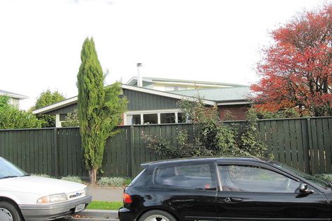 Photo of property in 33 Wilfrid Street, Ilam, Christchurch, 8041