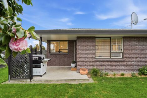 Photo of property in 1/54 Aorangi Road, Bryndwr, Christchurch, 8053