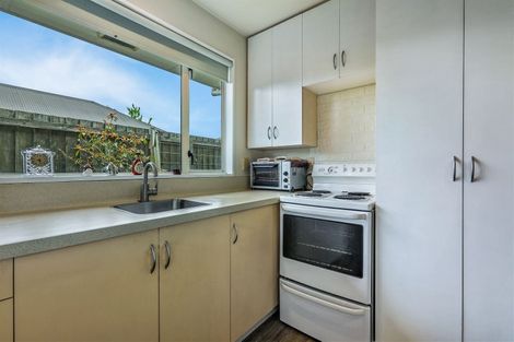 Photo of property in 1/215 Wairakei Road, Bryndwr, Christchurch, 8053