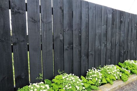 Photo of property in 21 Kent Street, Carterton, 5713