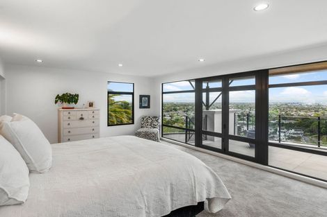 Photo of property in 35 Major Aitken Drive, Huntsbury, Christchurch, 8022