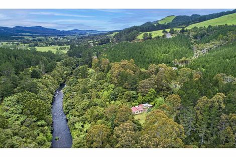 Photo of property in 106 Trounson Park Road, Kaihu, Dargaville, 0379