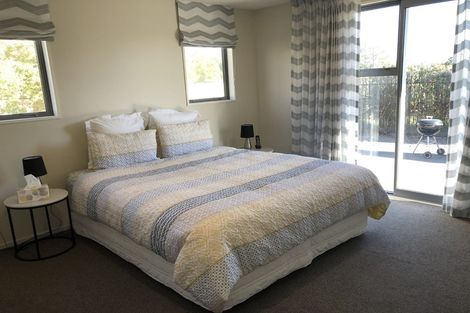 Photo of property in 4 Puhara Avenue, Parklands, Christchurch, 8083