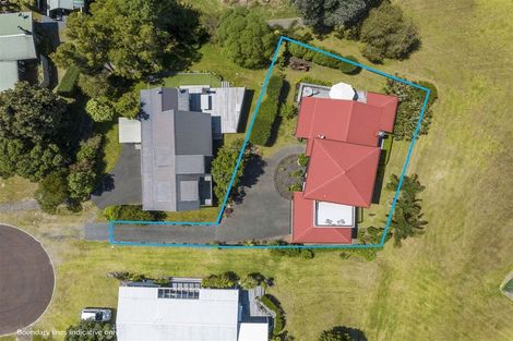 Photo of property in 13 Coutts Road, Pauanui, Hikuai, 3579