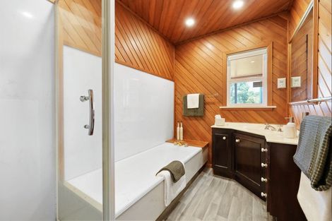 Photo of property in 14 Weona Place, Westmere, Auckland, 1022