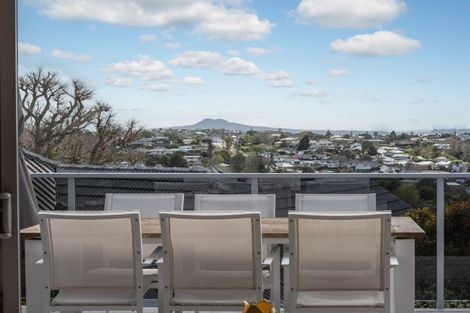 Photo of property in 126d Sandspit Road, Shelly Park, Auckland, 2014