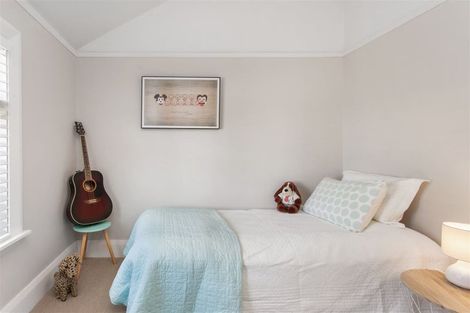 Photo of property in 81 Carlton Mill Road, Merivale, Christchurch, 8014