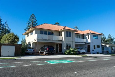Photo of property in 100 Te Awa Avenue, Te Awa, Napier, 4110