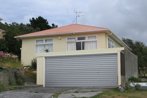 Photo of property in 39 Milne Terrace, Island Bay, Wellington, 6023