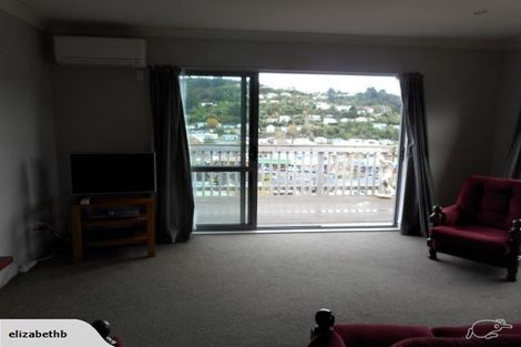 Photo of property in 32 Speldhurst Grove, Stokes Valley, Lower Hutt, 5019