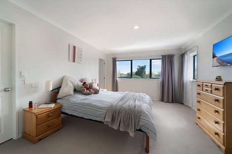 Photo of property in 37a Willerton Avenue, New Lynn, Auckland, 0600