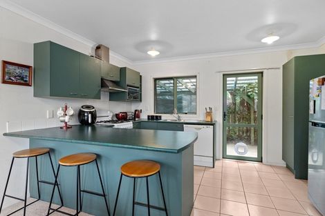 Photo of property in 34 Catalina Drive, Melville, Hamilton, 3206