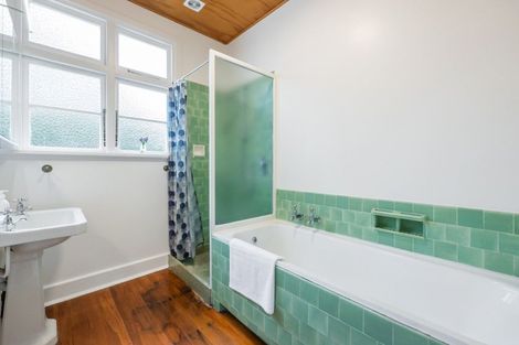 Photo of property in 19 Cliffs Road, Saint Clair, Dunedin, 9012