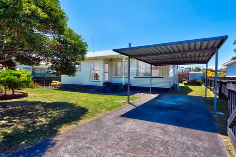 Photo of property in 16 Woodglen Road, Glen Eden, Auckland, 0602