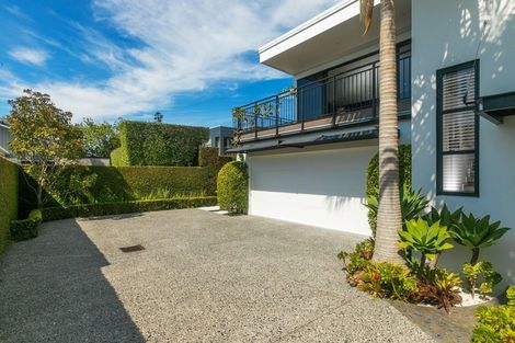 Photo of property in 55 Wainui Avenue, Point Chevalier, Auckland, 1022