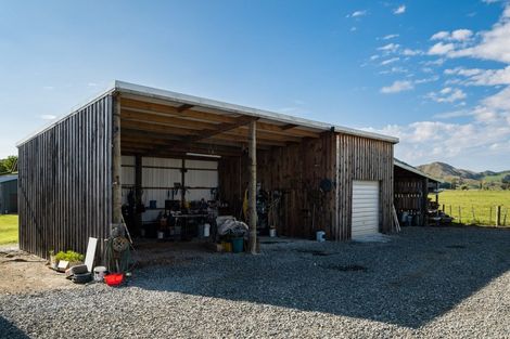 Photo of property in 20 Rangiuia Road, Tolaga Bay, 4077