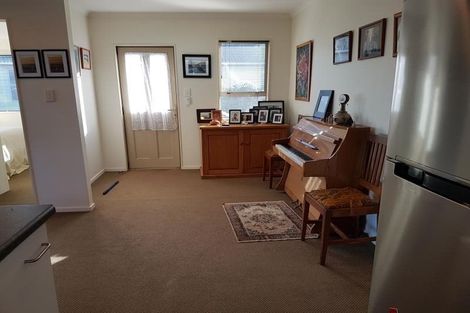 Photo of property in 25 Richard Street, Titahi Bay, Porirua, 5022