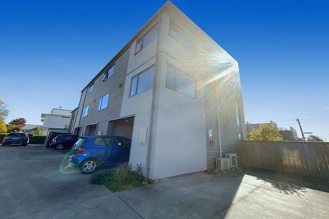 Photo of property in 465 Barbadoes Street, Edgeware, Christchurch, 8013