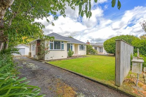 Photo of property in 8 Winston Avenue, Hokowhitu, Palmerston North, 4410