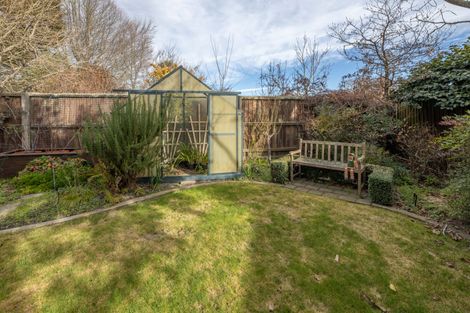 Photo of property in 393 Sawyers Arms Road, Harewood, Christchurch, 8051