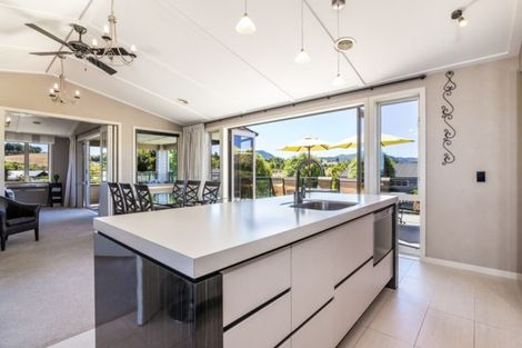 Photo of property in 16 Montgomery Crescent, Kinloch, Taupo, 3377
