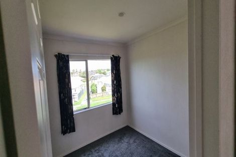 Photo of property in 192a Botany Road, Botany Downs, Auckland, 2010