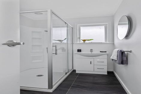 Photo of property in 630 Te Atatu Road, Te Atatu Peninsula, Auckland, 0610