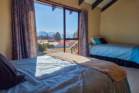 Photo of property in 10 Hamilton Drive, Lake Tekapo, 7999