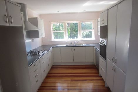 Photo of property in 65 Redwood Avenue, Tawa, Wellington, 5028