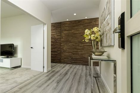 Photo of property in 6 Kauri Grove Drive, Kumeu, 0810