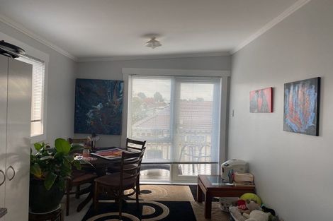 Photo of property in 36 Elliot Street, Papakura, 2110