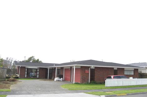 Photo of property in 8 Tamati Place, Merrilands, New Plymouth, 4312