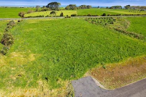 Photo of property in 7104 South Road, Warea, New Plymouth, 4381